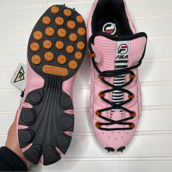 NWT FILA trailpacer sneakers - Picture 2 of 5